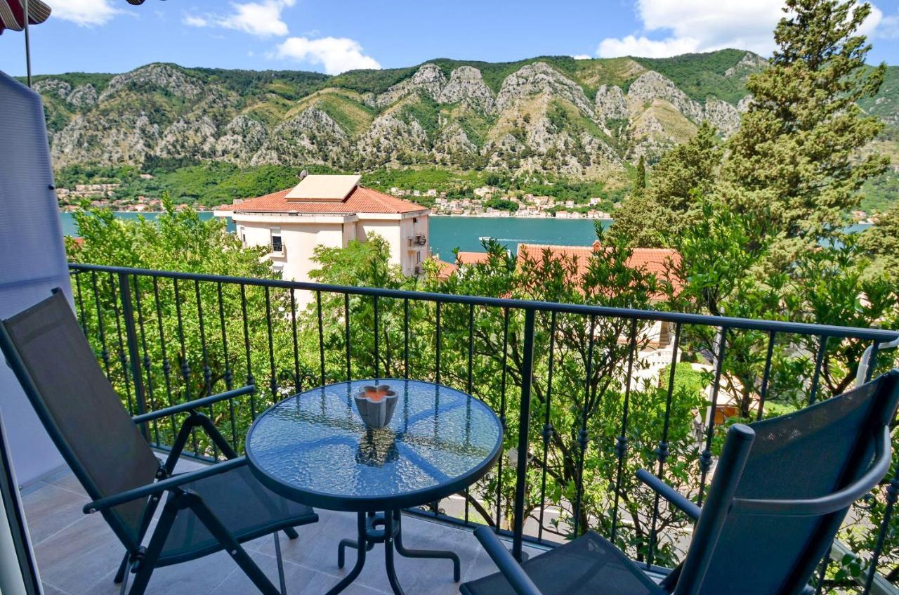 Bay View Apartments Kotor Luaran gambar