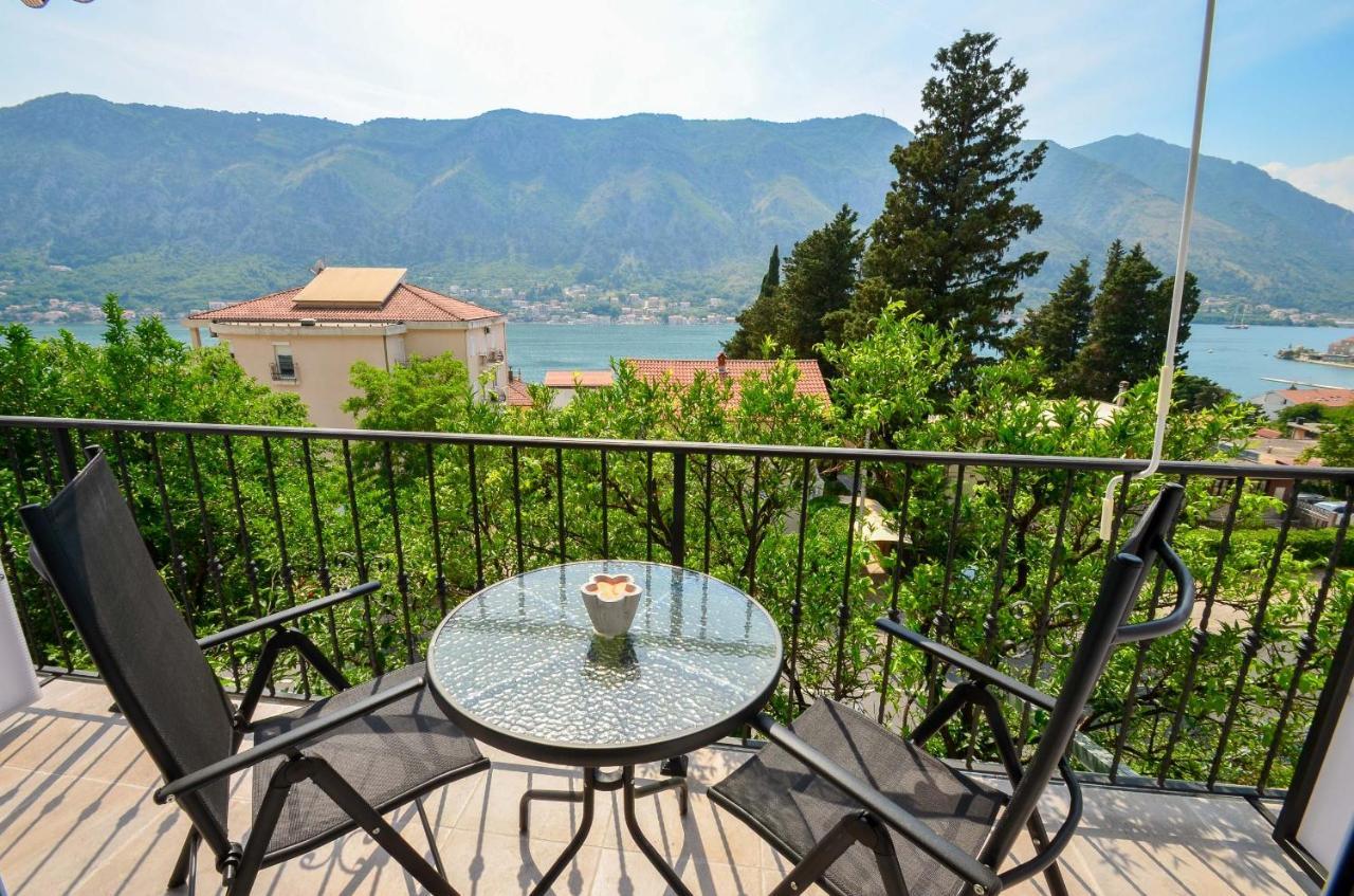Bay View Apartments Kotor Luaran gambar