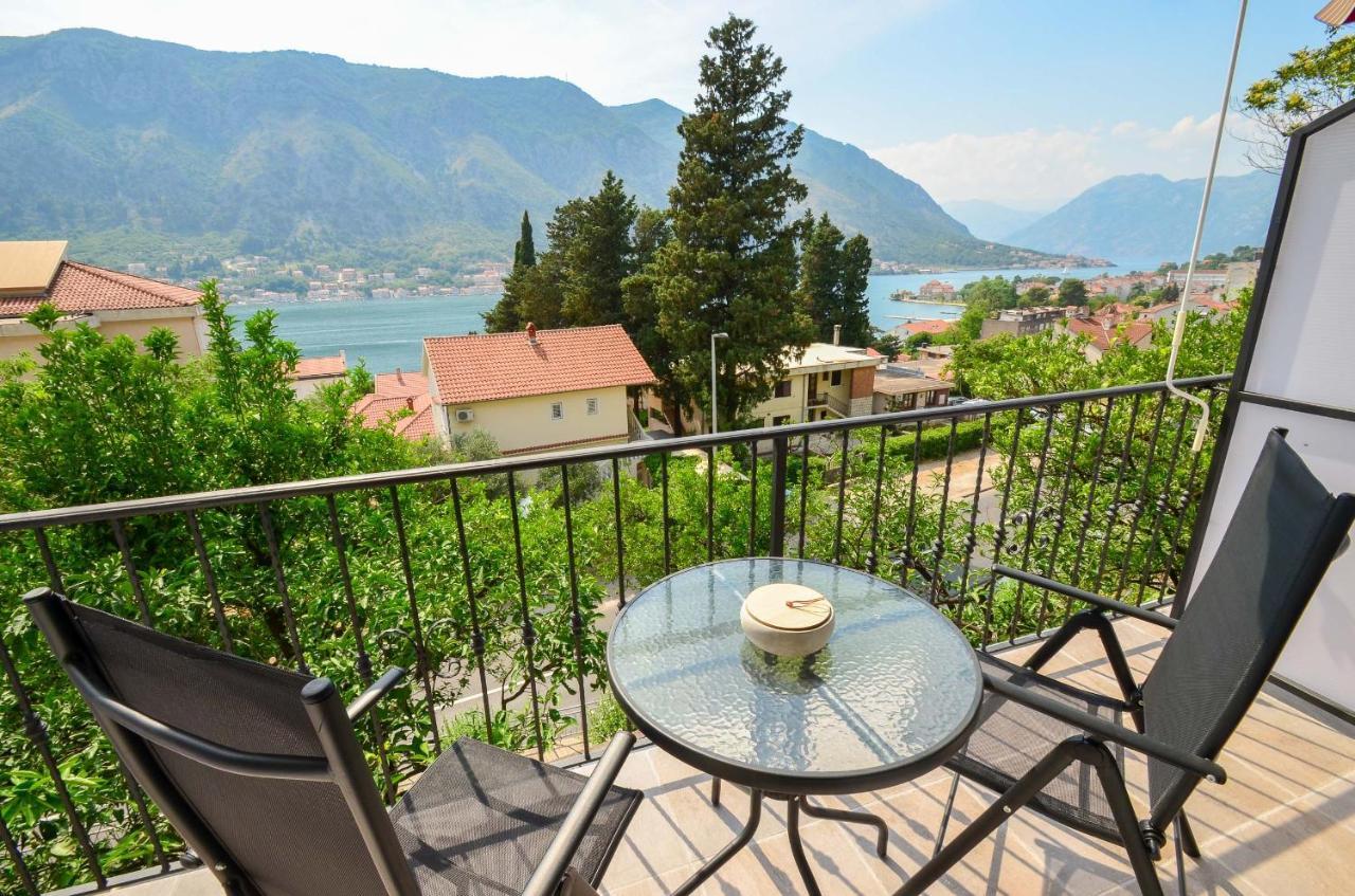 Bay View Apartments Kotor Luaran gambar