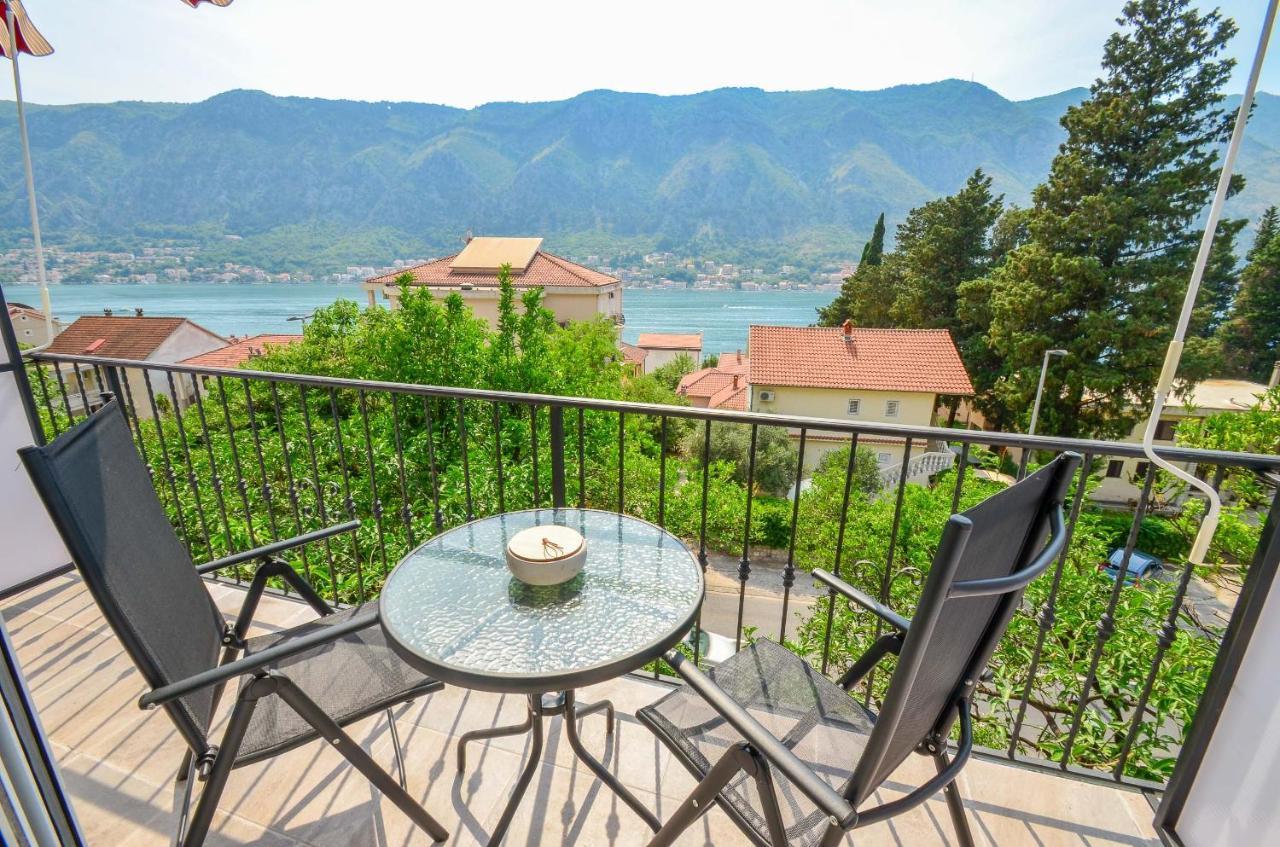 Bay View Apartments Kotor Luaran gambar