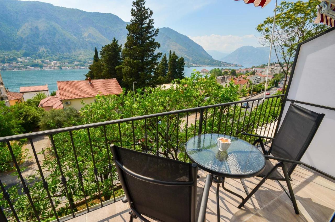Bay View Apartments Kotor Luaran gambar