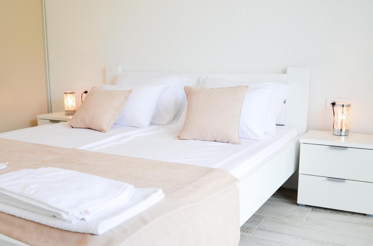 Bay View Apartments Kotor Luaran gambar
