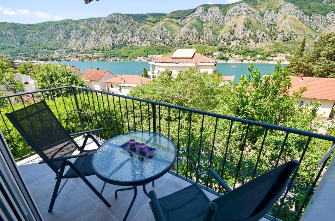 Bay View Apartments Kotor Luaran gambar