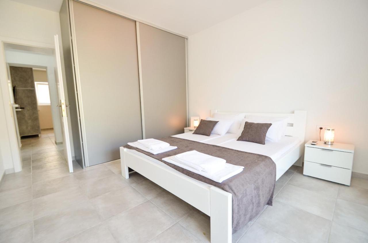 Bay View Apartments Kotor Luaran gambar